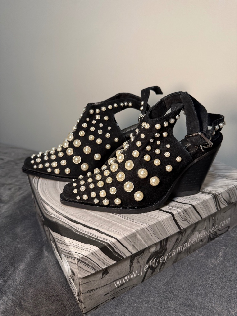 Jeffery Campbell Pearl studded Booties Boot Heels Western heel